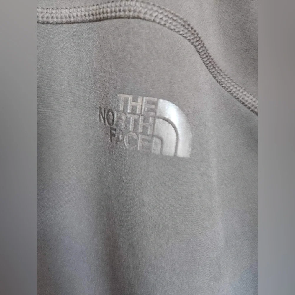 The North Face Men's‎ Medium Black 1/4 Zip Pullover Fleece Lined Chest Pocket